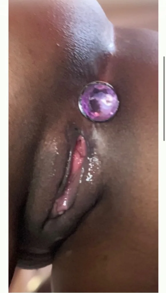 wet creamy fudge chocolate 🫦 Saturdays - Photo 4 | Escort in Longbeach