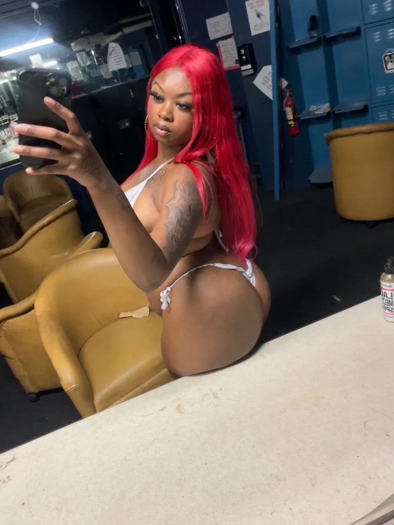 Thick & Tight Pussy Ebony (QV INCALL SPECIALS !!) - Photo 3 | Escort in north Phoenix