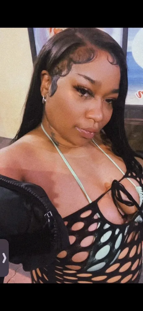 Its my birthday! Cum spoil me!🥂 - Photo 7 | Escort in Anaheim