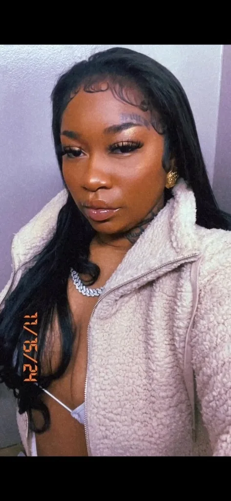 Its my birthday! Cum spoil me!🥂 - Photo 2 | Escort in Anaheim