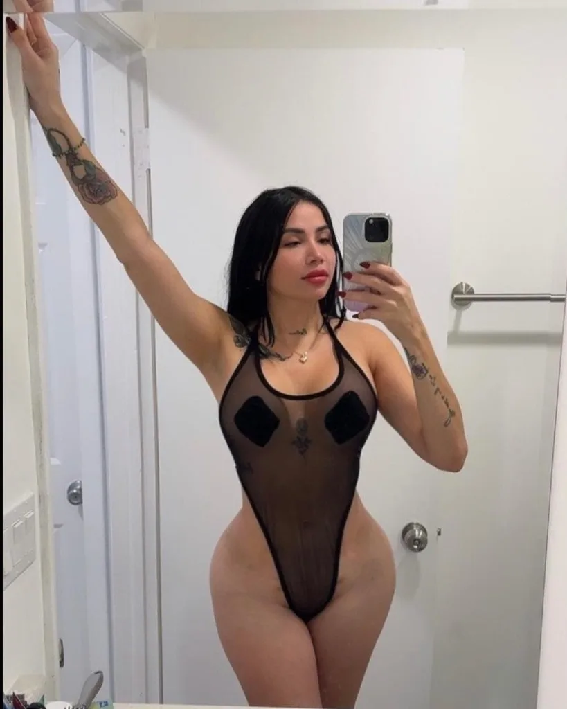 Latina Horny 🥵 Servicios completos , oral vaginal todas las posiciones complaciente cachondita culona 69 doggy style - Photo 3 | Escort in San José