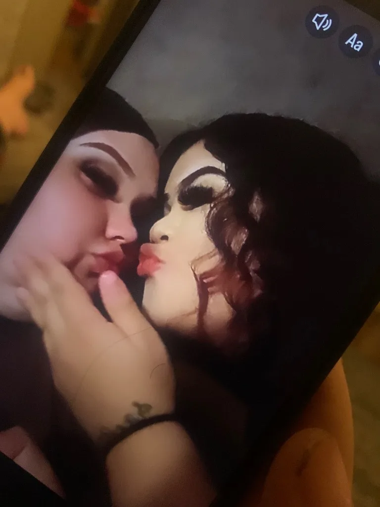 ask about our two girl special🤭