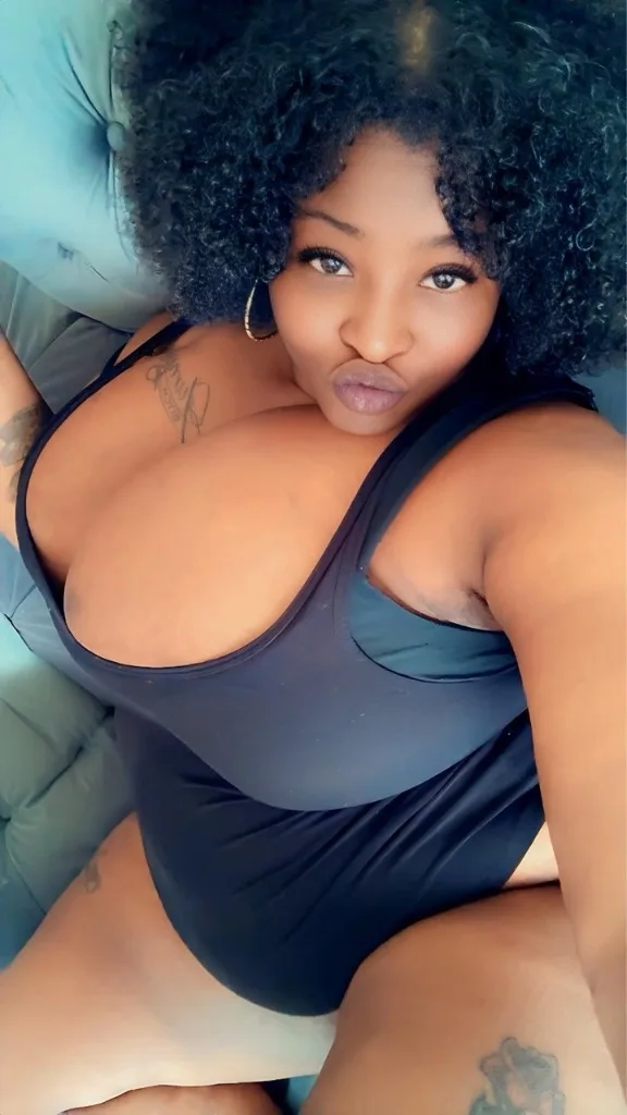 Last Nite here Sexy BBWWith Juggs and juicy wet no out call - Photo 5 | Escort in Hawthorne