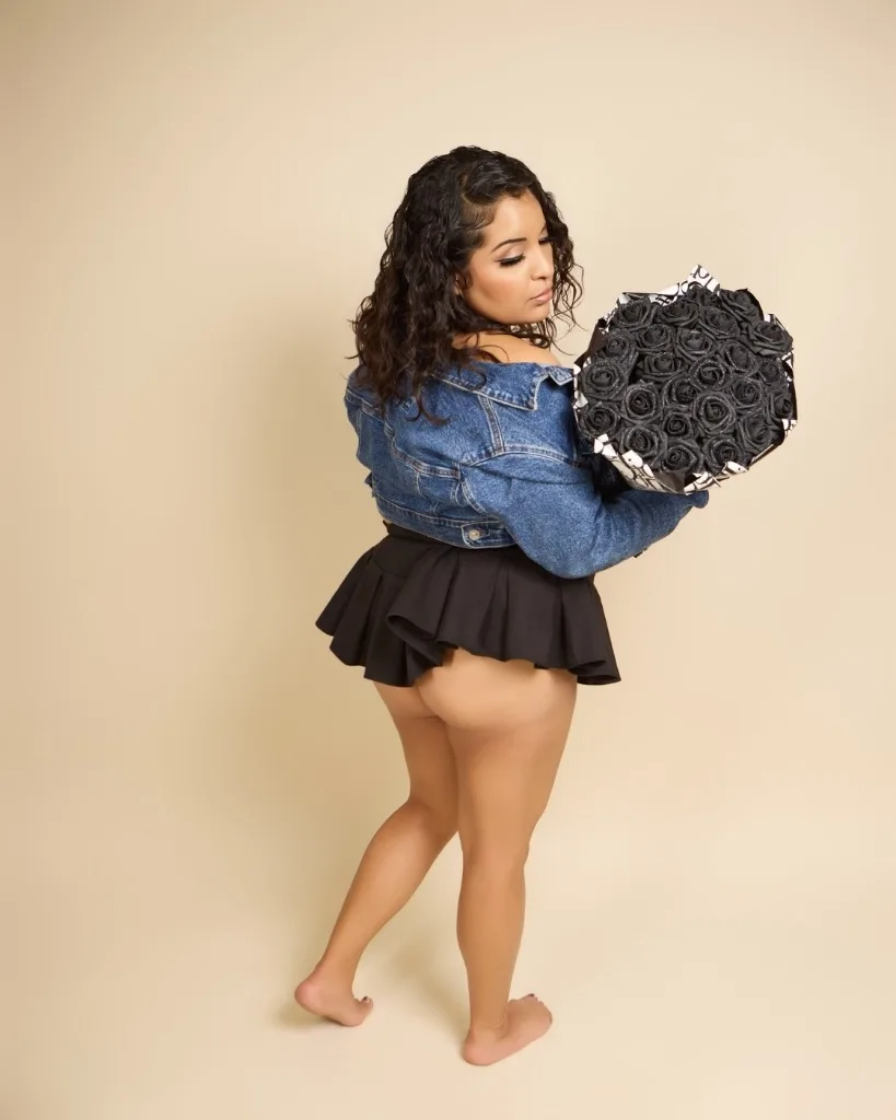 Pretty Latina in town cardates and outcalls available! Ask for content - Photo 4 | Escort in Brea La Habra Buena Park La Mirada Orange