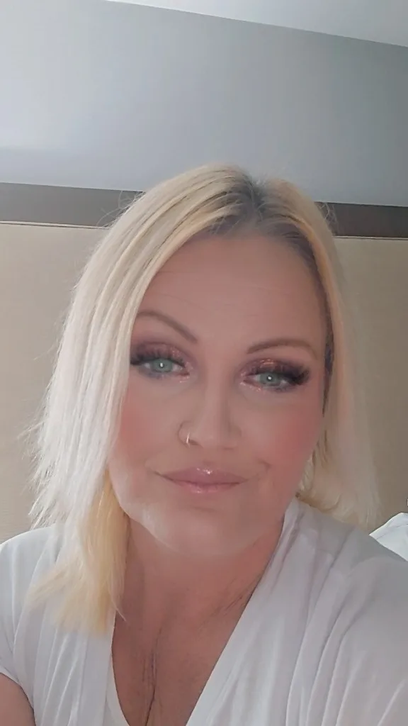💣💋Beautiful Busty Blonde Bombshell💋💣