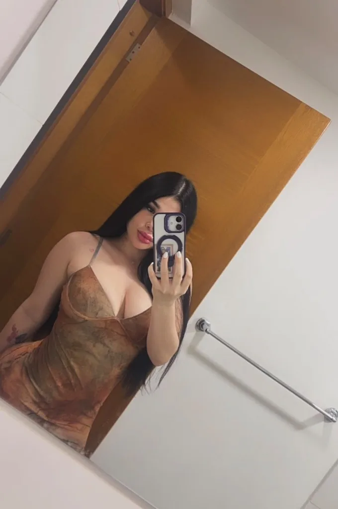 My name is Wendoly. I am beautiful girl who wants to meet you, text me or call i will let your balls dry with my mouth and pussy. I do oral,vaginal and anal and 3somes. - Photo 2 | Escort in San Diego