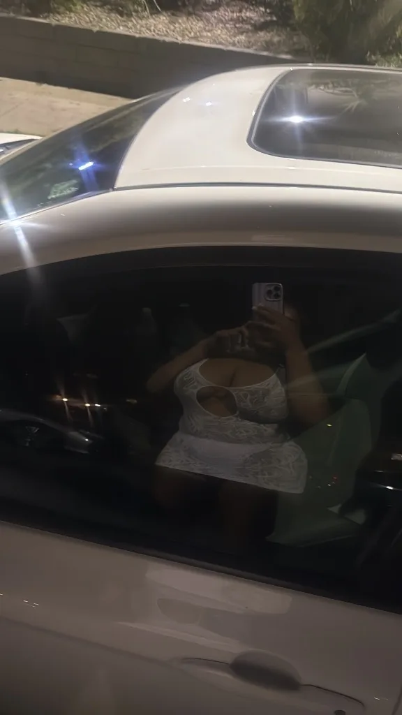 hourglass & big tits 🥰 ( INCALL SPECIAL) - Photo 4 | Escort in Long Beach Los Angeles Paramount
