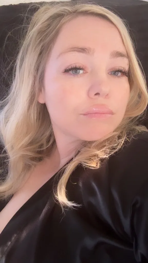 💋Busty blonde💋