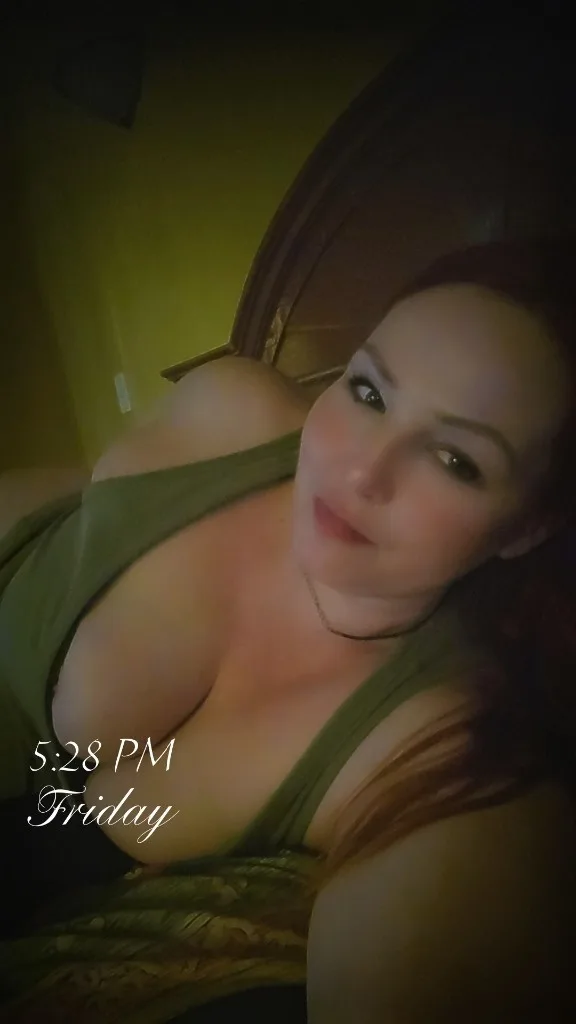 let a Curvy Celtic Princess be your secret good luck charm🍀🧡🤍💚 Real Ginger Phat Ass White Girl 🍀MILF PAWG Ready for INCALLS and car dates tonight! Koreatown local with real pics and great reviews