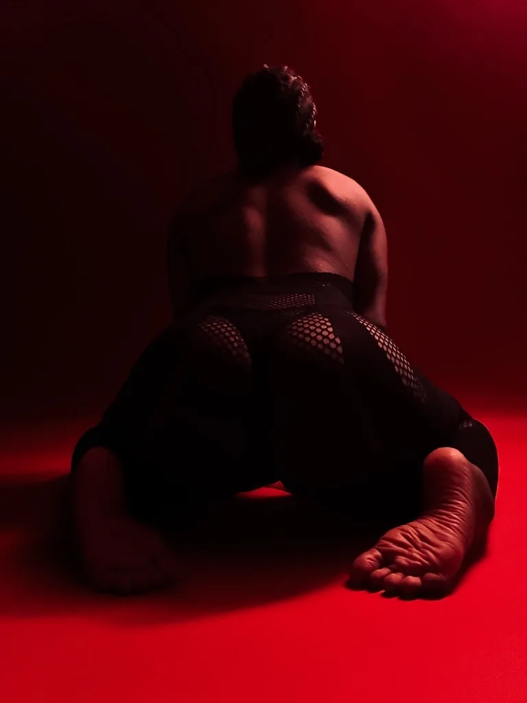 A True Submissive 🧎🏾‍♀ I never say no✨