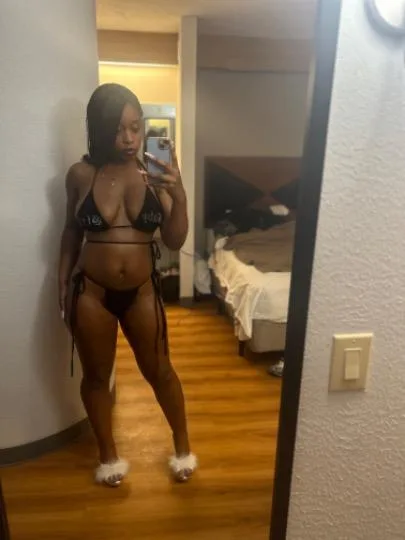Laylas Paradise READ AD BEFORE YOU TEXT