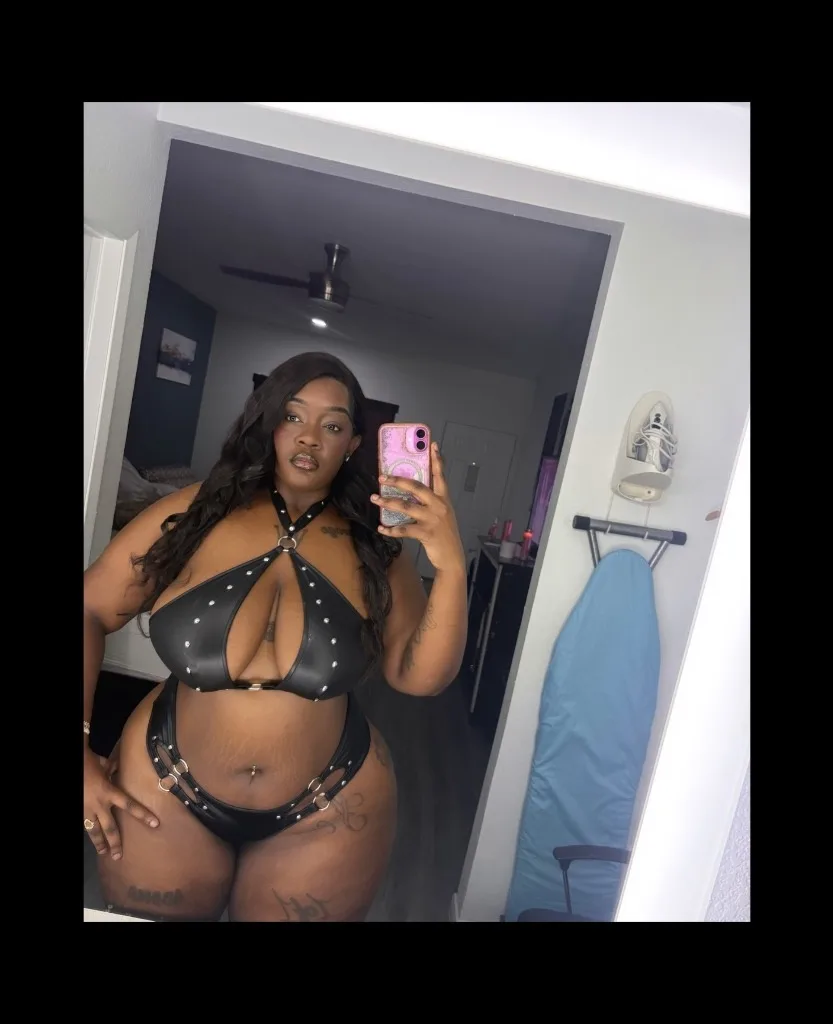 EXOTIC STALLION AVAILABLE NOW INCALLS &amp; OUTCALLS CALL NOW 🤪💦🦋
