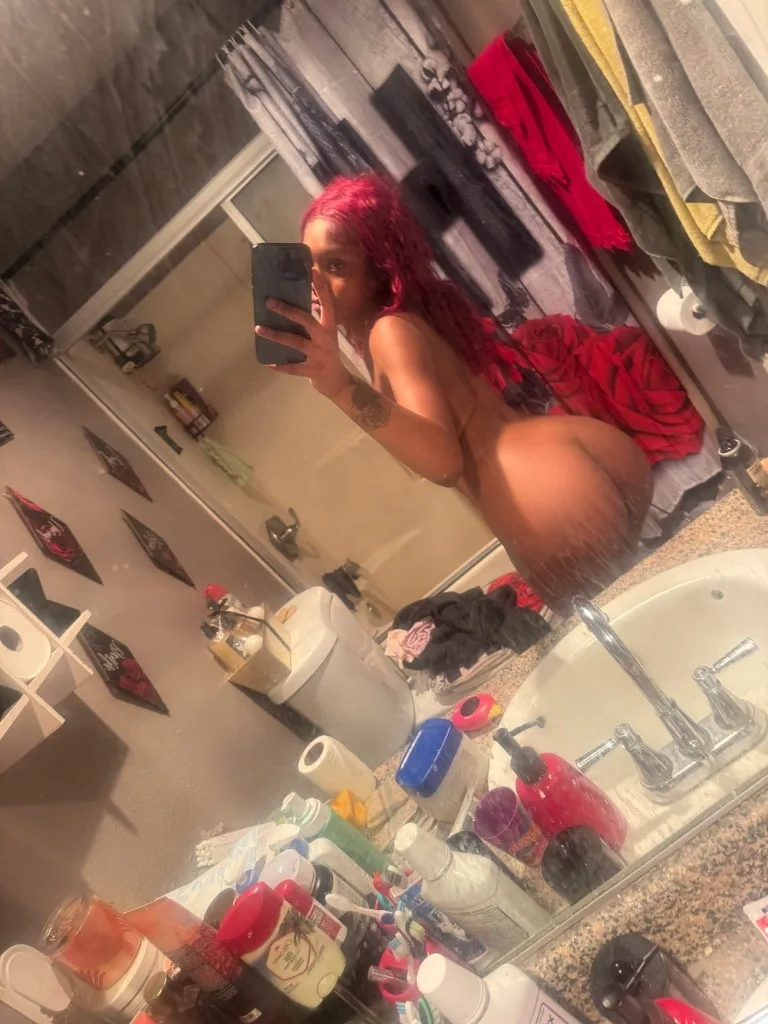 EXOTIC Petite Freak 😉CUM Spend Time ,SLIPPERY WHEN WET ✨️✨️