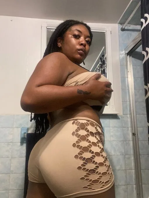 Sexy Ebony Beauty Soft BoobsSpecial blowjobDeposit Required For All AppointmentIncallOutcallCar callFTFun And I sell Video2Girls Special Avaliable 24/7 - Photo 5 | Escort in Bakersfield
