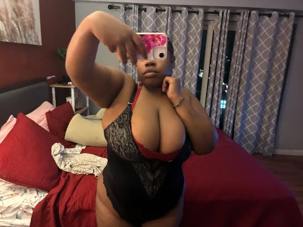 juicy pregnant and ready for you - Photo 8 | Escort in Long Beach