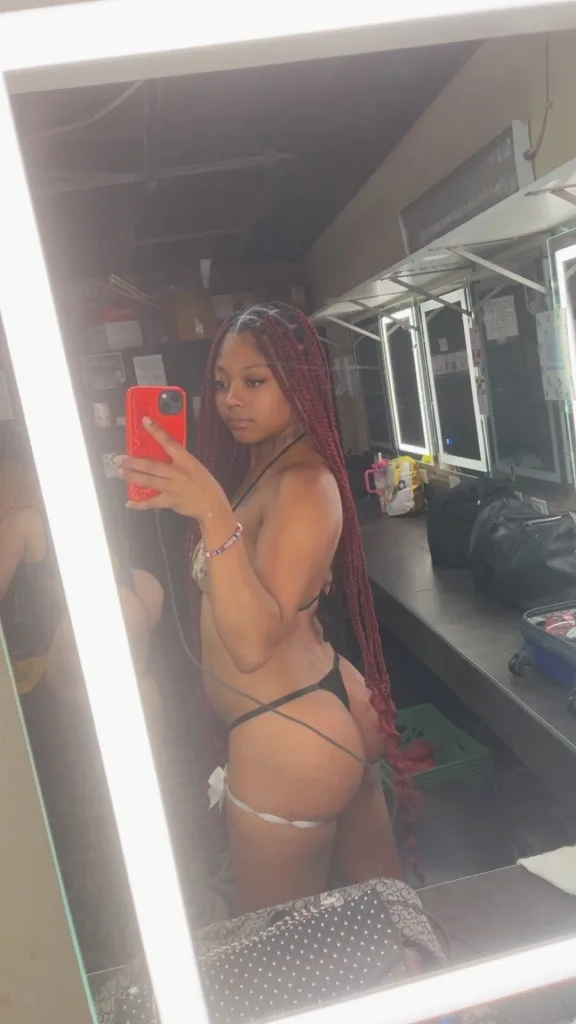 come see Rain i dont make it drizzle ‍ i make it 🤭 # ask about content‍↕ - Photo 2 | Escort in Phoenix az