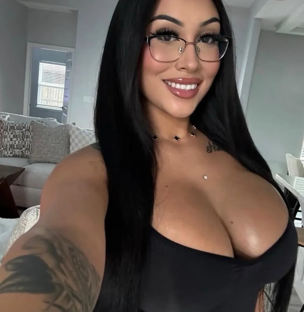 little chick available to ️️ - Photo 6 | Escort in Orange County