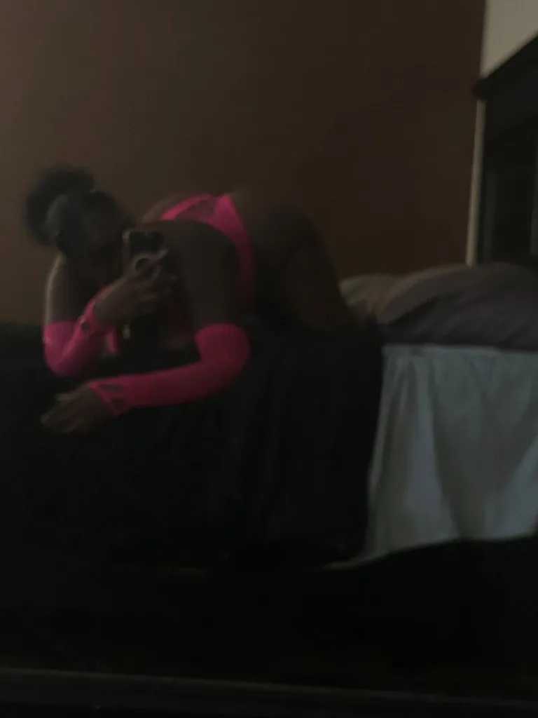 creamy pink pussy INCALL & OUTCALL AVAILABLE - Photo 4 | Escort in Glendale & 35th ave