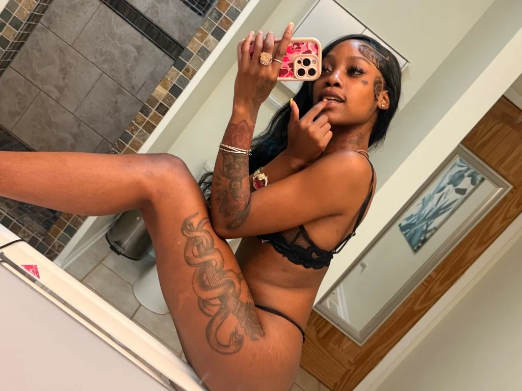 morning inxall special// chocolate braceface experience - Photo 9 | Escort in San Diego