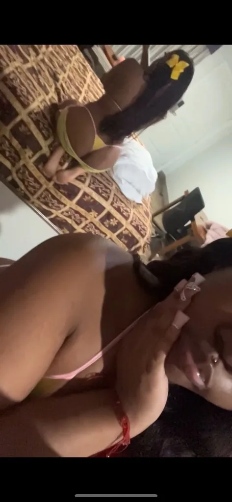 i could be your favorite ebony if you let me - Photo 2 | Escort in South central