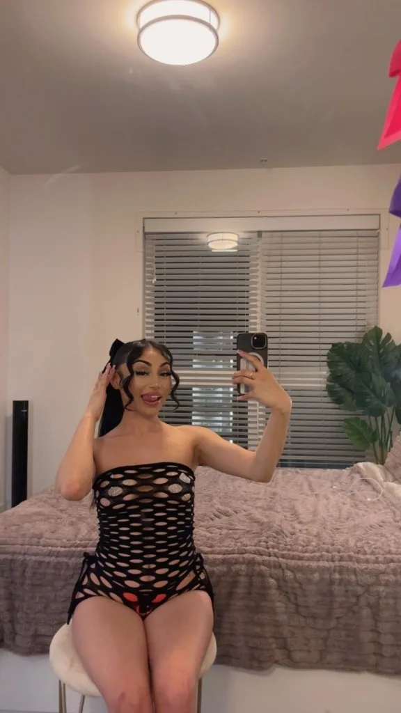 come play with your fav latina - Photo 1 | Escort in Los Angeles