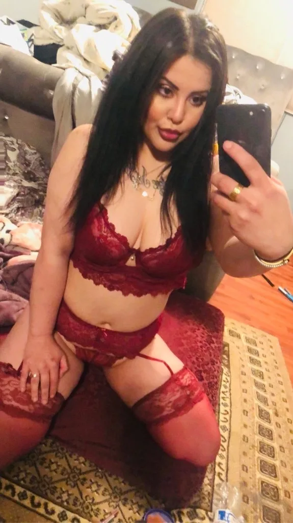 (OUTCALL CAR DATES) buzzing B, make your toes CURL - EYES ROLL BACK - Photo 2 | Escort in Woodland Hills