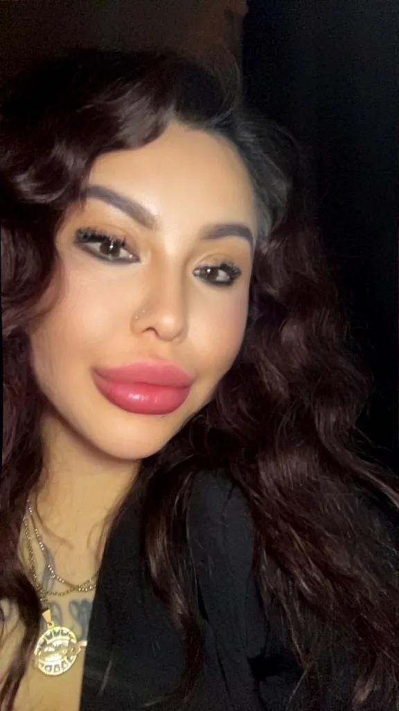 (OUTCALL CAR DATES) buzzing B, make your toes CURL - EYES ROLL BACK - Photo 5 | Escort in Woodland Hills