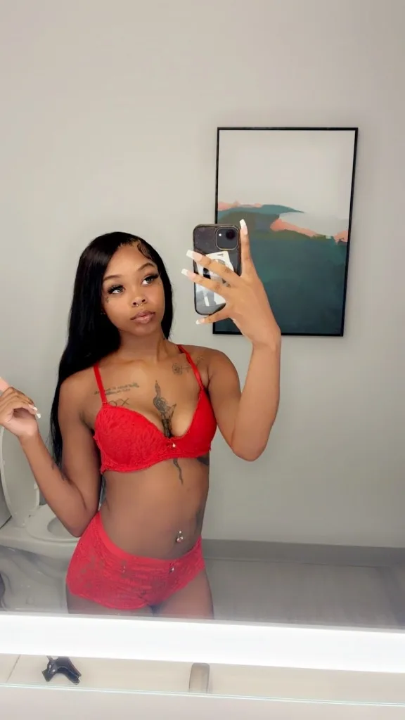 Your fav petite girlyyy💕💕Available 24/7 REAL AND INDEPENDENT 🔥 | 📞OUTCALL 🚗 CAR FUN 🥰Come Meet up With Me 🥰
