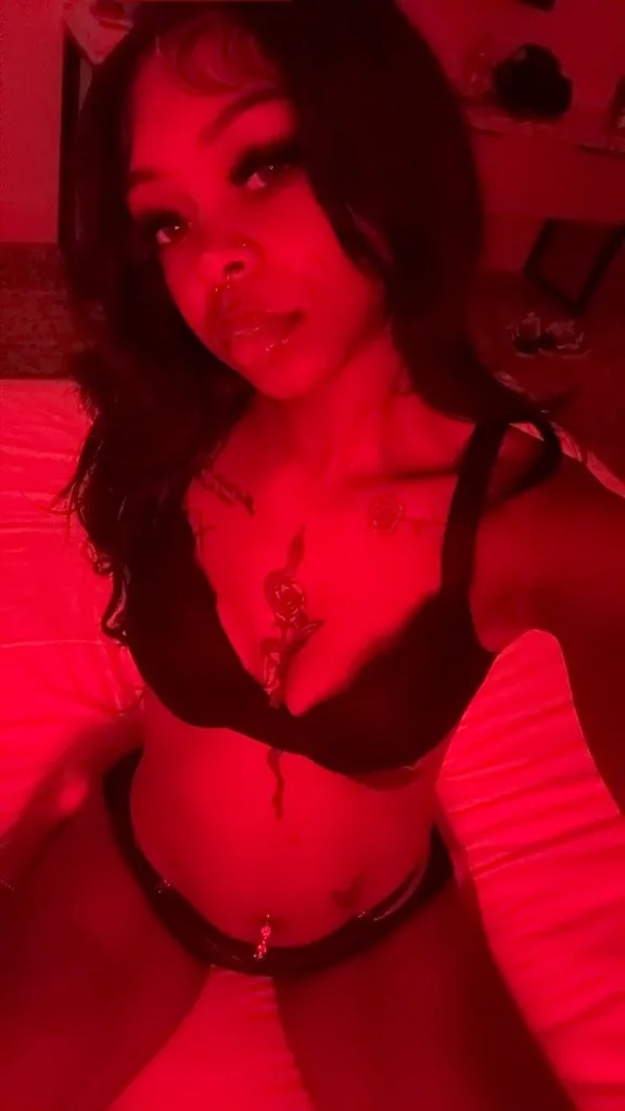 Your fav petite girlyyyAvailable 24/7 REAL AND INDEPENDENT | OUTCALL CAR FUN 🥰Come Meet up With Me 🥰 - Photo 3 | Escort in Anywhere!