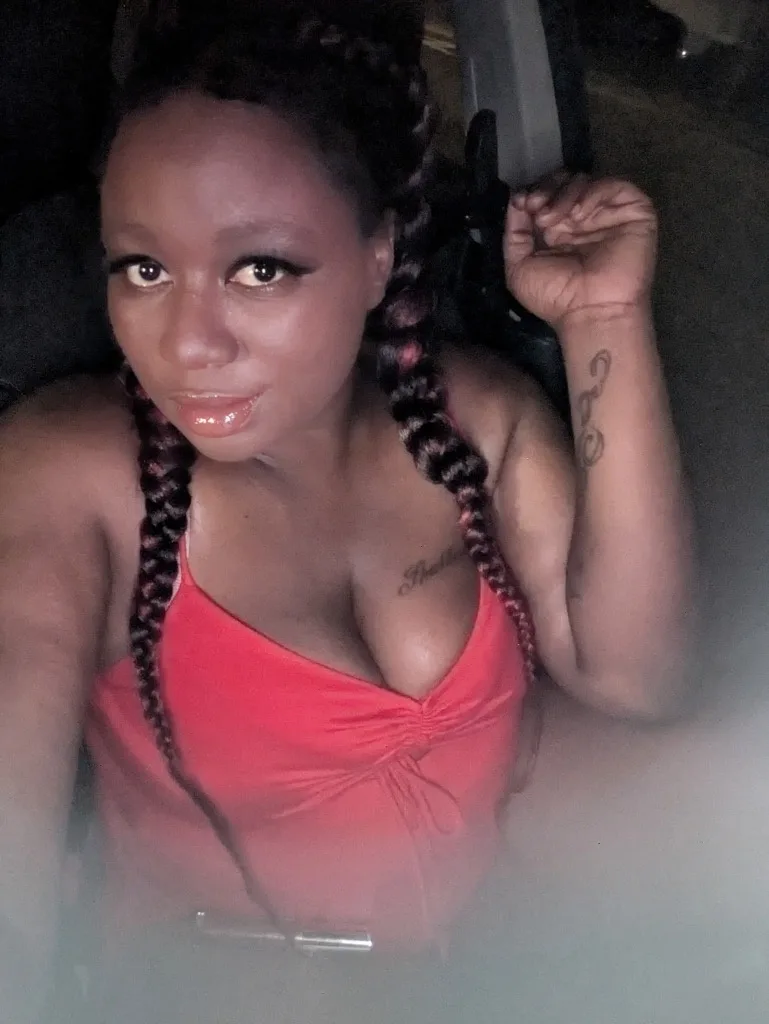 HEY COME HERE AN SEE... - Photo 4 | Escort in SOUTH SAC OR SURROUNDING AREAS