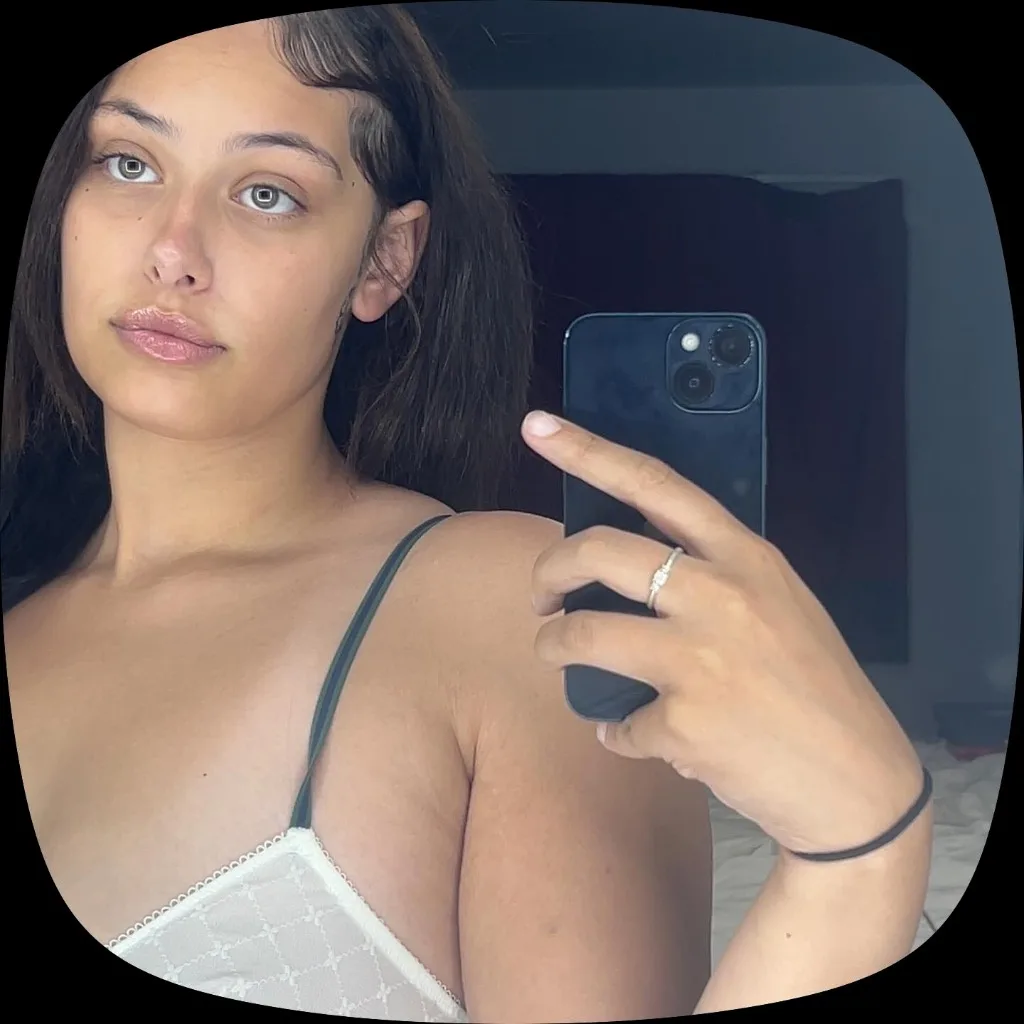 Seattle's Green Eyed Doll Outcalls + Car Dates Available - Photo 4 | Escort in Downtown • Glendale • Airport Area