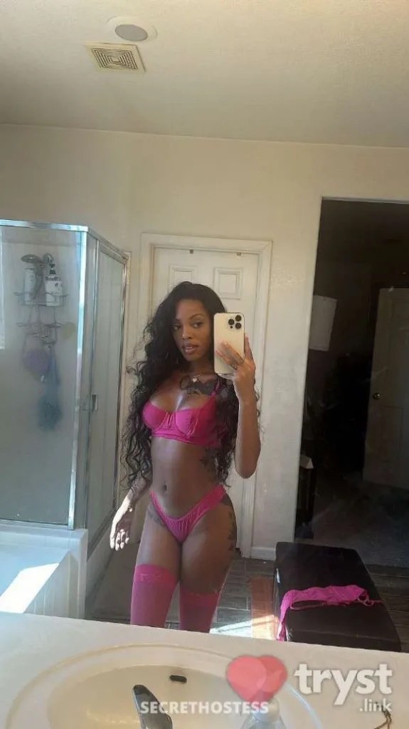 Busty and Bubbly Petite Playmate ..Lets Party