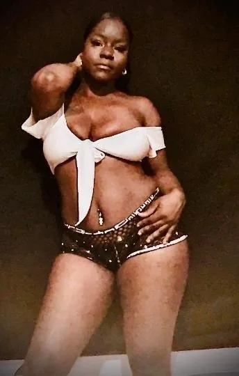 AVAILABLE for incall cardates - Photo 2 | Escort in 83rd Ave thomas