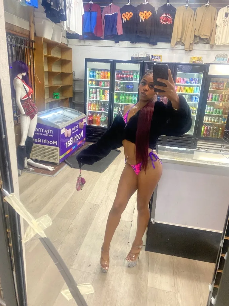 incall/ outcall Available now !! sweet paridise - Photo 4 | Escort in Oakland