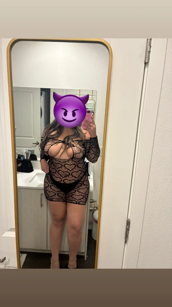OUTCALLS/ CARDATES 🤩 juicy booty big titty islander latina - Photo 7 | Escort in Sacramento