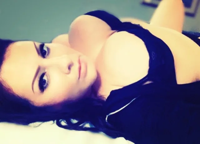 GOOD GIRL GONE BAD - Photo 3 | Escort in Santa Clara