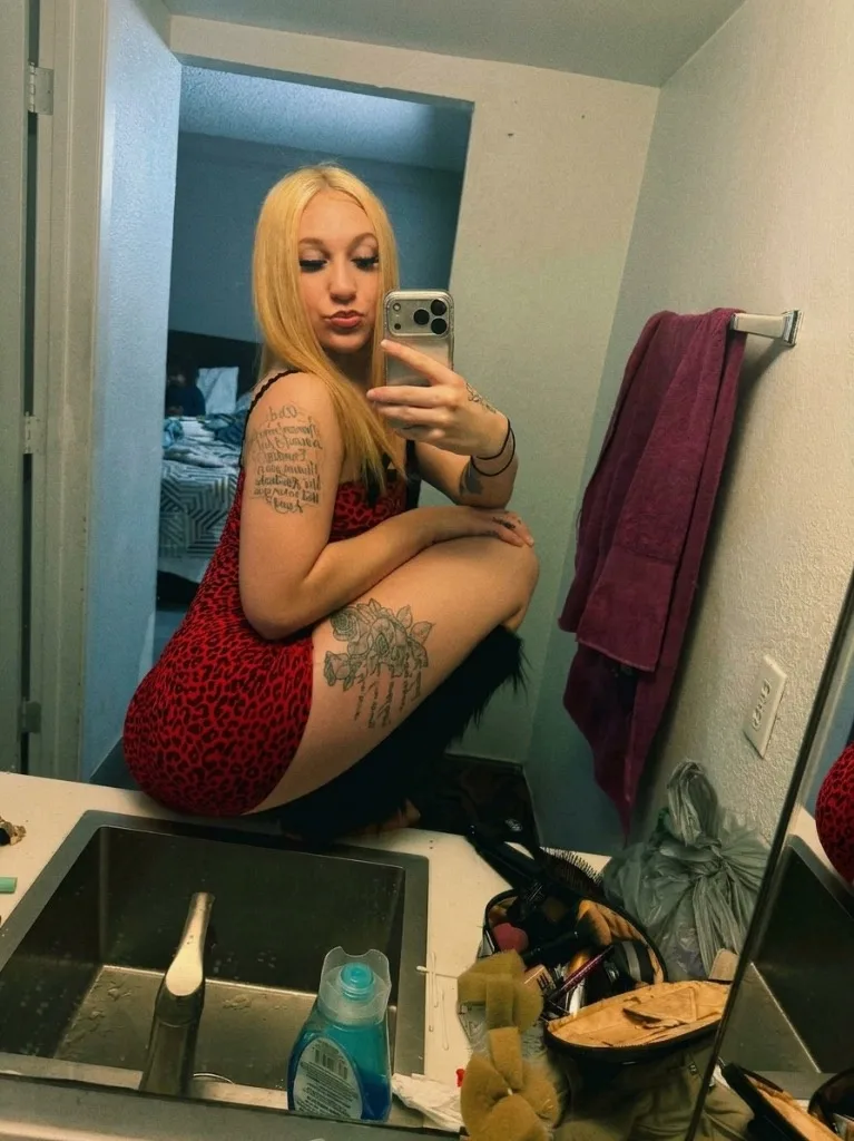 IM BACK🥰incall, car date and outcalls blondes have the most fun 🤤BEST HEAD IN TOWN🤤🤪Super Freak - Photo 5 | Escort in McDowell