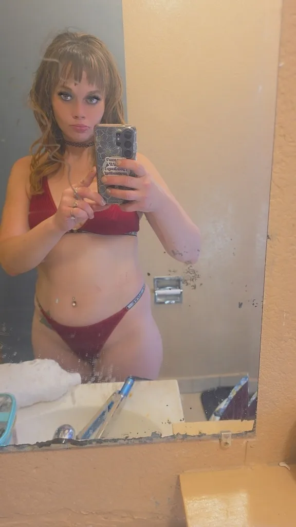 ✨ YOUR NEXT FAVORITE DISTRACTION ❤Fetishes