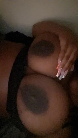 COME SEE THIS DELICOUS INCALL ONLY - Photo 2 | Escort in Surrounding areas