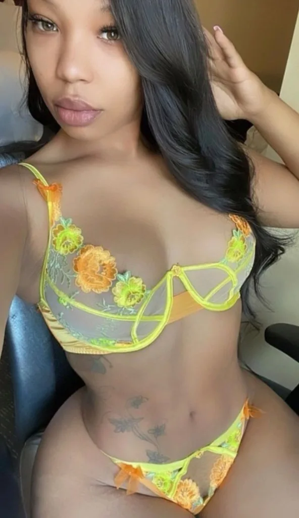 NEW FREAKY PAKISTAN 🇵🇰🇵🇰🥰& PUERTO RICAN 🇵🇷 PLAYMATE I CAN MAKE YOUR TOES CURL - Photo 6 | Escort in outcalls