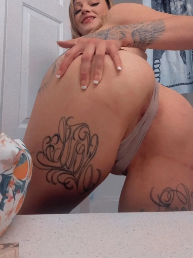 100% REAL PICS( INCALL / OUTCALL /CAR DATE FT SHOWS / XXX VIDEO SELL SERVICE AVAILABLE-24/7 - Photo 5 | Escort in Long Beach