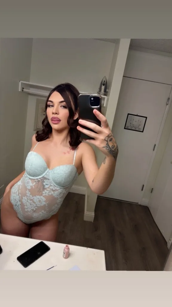 girl next doorcome escape from reality catch me while you can - Photo 6 | Escort in South sac