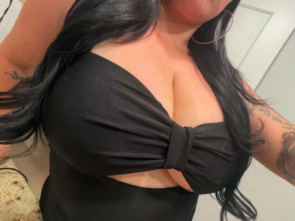 Big Boobs Thick Latina Milf NO DEPOSIT - Photo 6 | Escort in Mesa