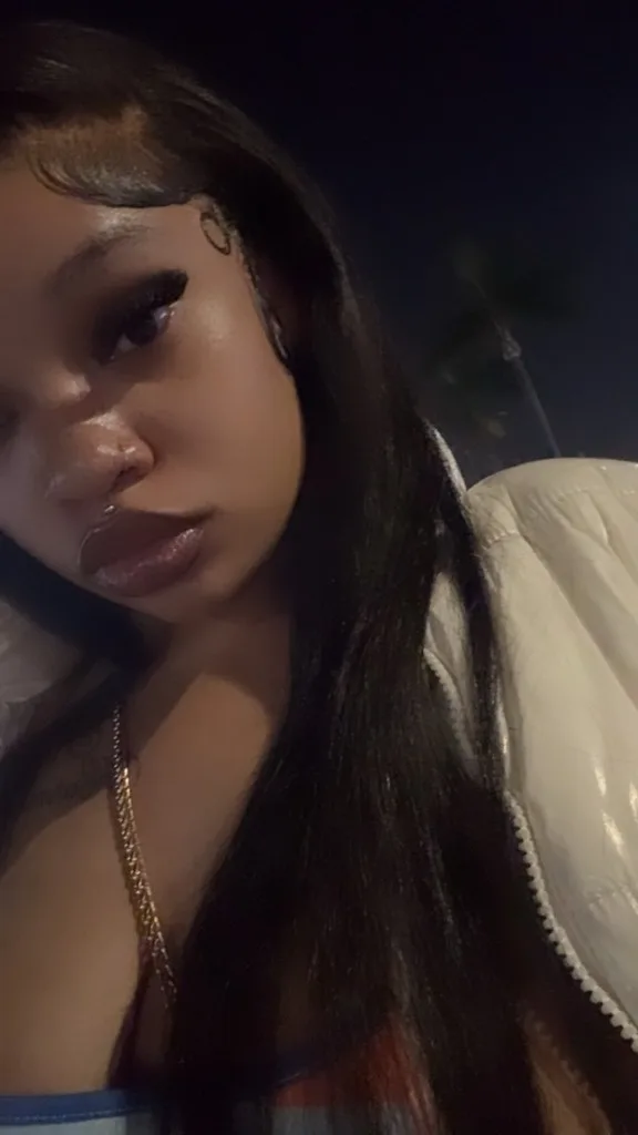 Upscale Premium 21yo Mixed Baddie, Super Curvy Incall | Outcall - Photo 2 | Escort in Los Angeles | Mobile