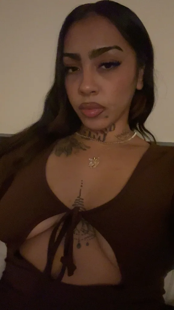 Ms Tight Pretty Puerto Rican - Photo 5 | Escort in All Surrounding Areas