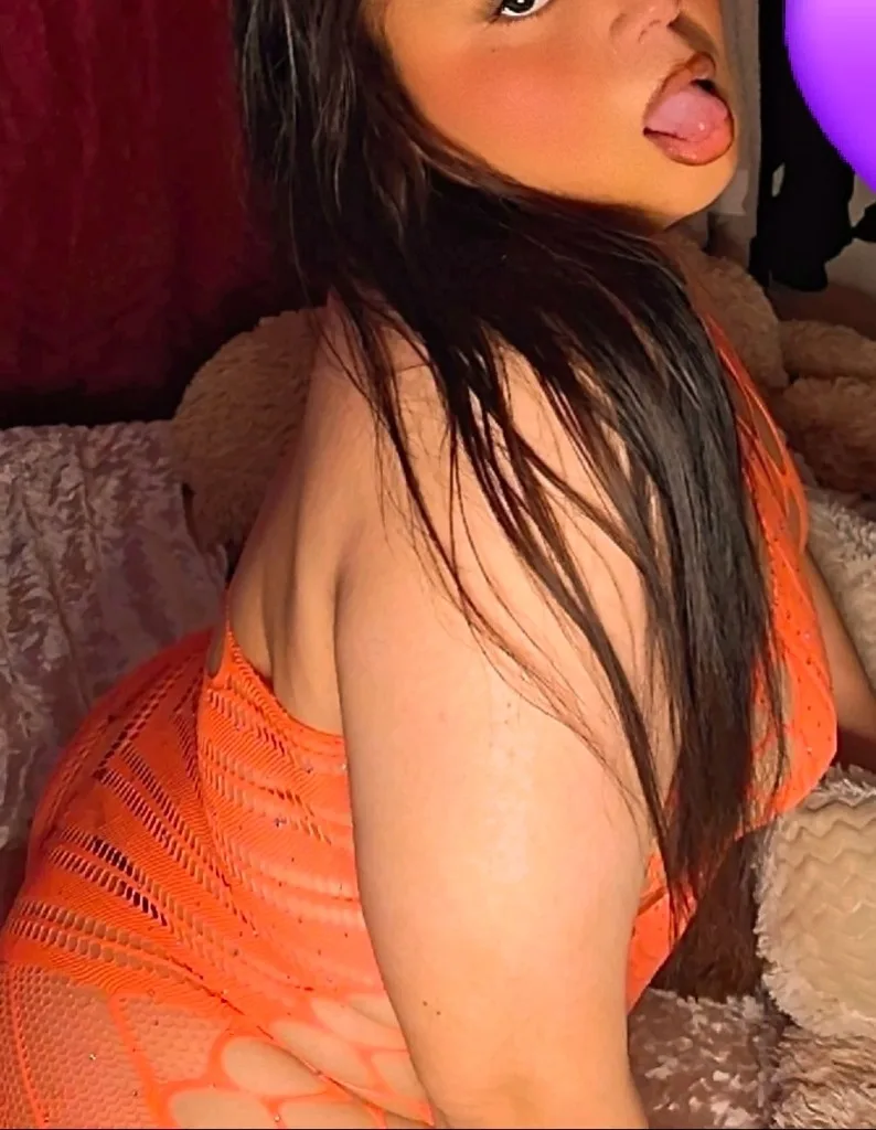 Your Favorite Juicy Latinaa - Photo 6 | Escort in Oakland