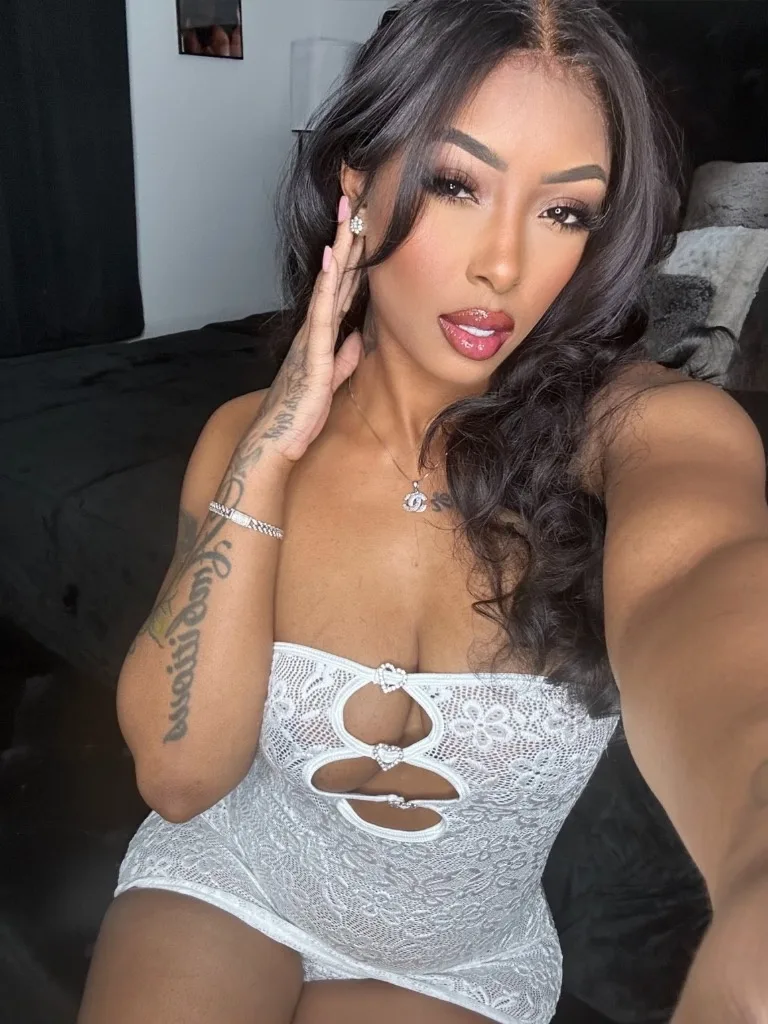 Goddess Jadey - Photo 3 | Escort in Elk Grove