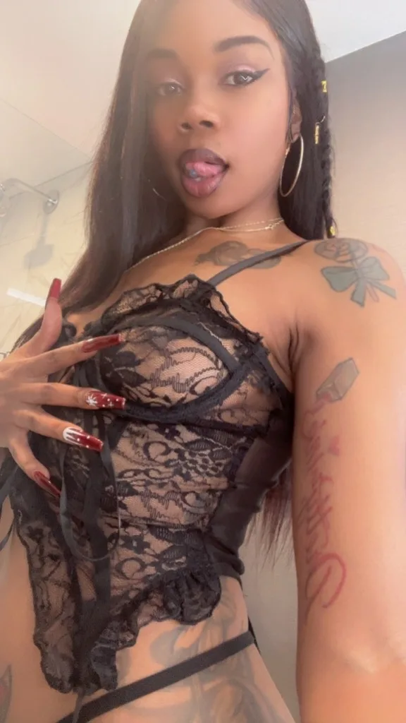 COME SEE ME LETS HAVE SOME FUN! - Photo 6 | Escort in San Francisco
