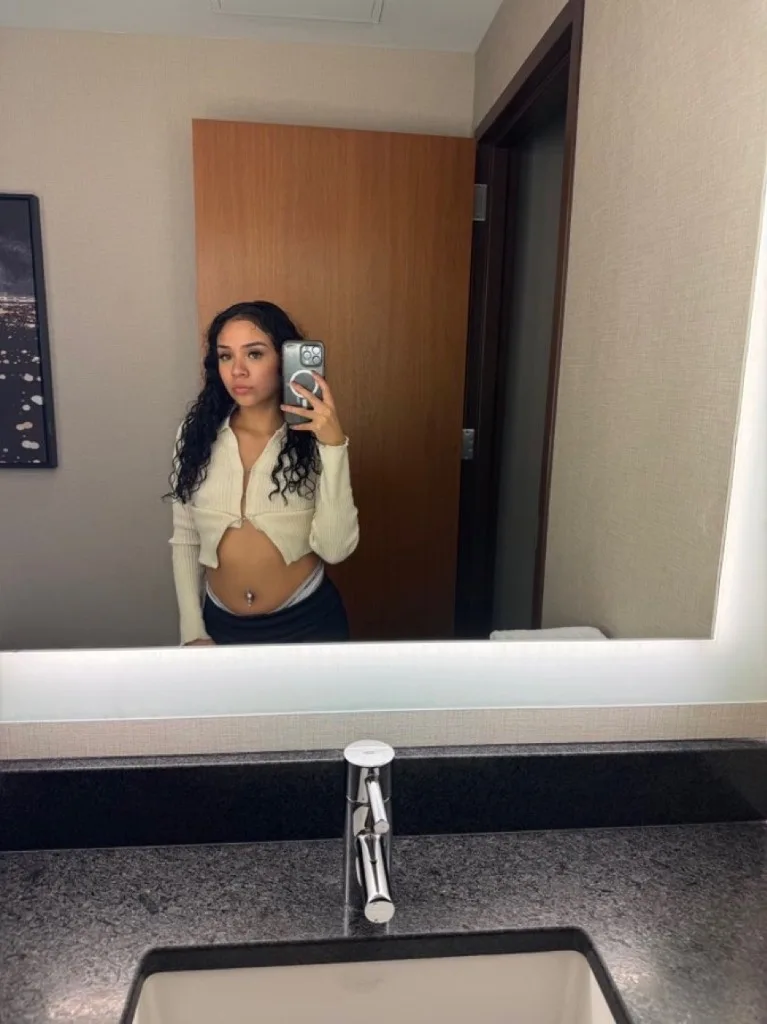 Splash Zone Top Of The Line FunSize Treat EXTREMELY Sweet 🥰 - Photo 4 | Escort in Phoenix
