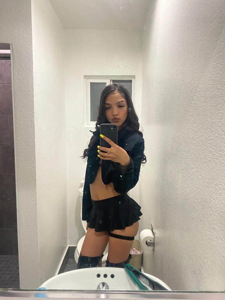 Your Fantasy Girl - Photo 4 | Escort in Oakland